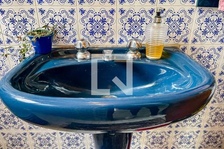 Casa à venda com 315m², 3 quartos e 6 vagasBanheiro
