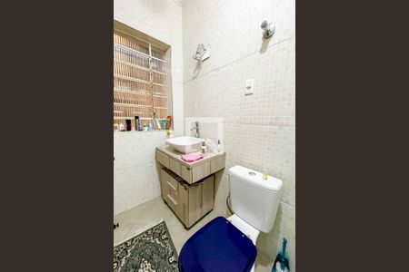 Casa à venda com 315m², 3 quartos e 6 vagasBanheiro
