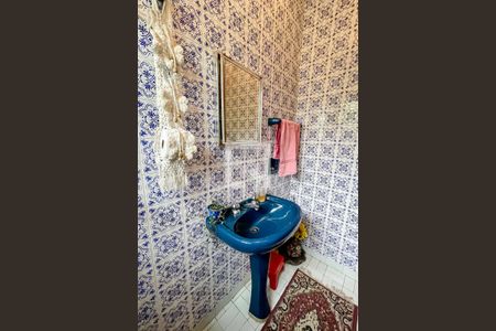 Casa à venda com 315m², 3 quartos e 6 vagasBanheiro
