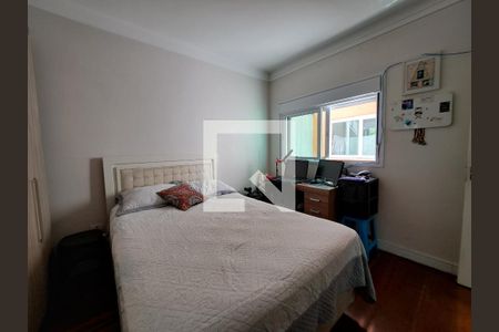 Casa à venda com 270m², 3 quartos e 2 vagas Casa à venda com 270m², 3 quartos e 2 vagasQuarto 1