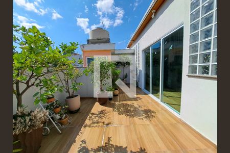 Casa à venda com 270m², 3 quartos e 2 vagas Casa à venda com 270m², 3 quartos e 2 vagasQuintal