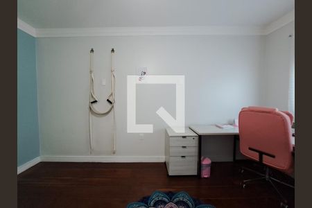 Casa à venda com 270m², 3 quartos e 2 vagas Casa à venda com 270m², 3 quartos e 2 vagasQuarto 2