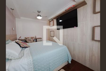 Casa à venda com 270m², 3 quartos e 2 vagas Casa à venda com 270m², 3 quartos e 2 vagasSuíte