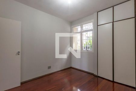 Estar íntimo de apartamento à venda com 4 quartos, 128m² em Cruzeiro, Belo Horizonte