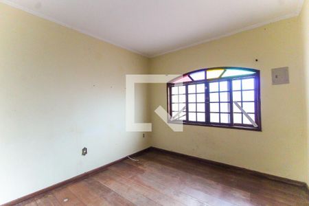 Sala 1 de casa à venda com 4 quartos, 236m² em Vila Taquari, São Paulo