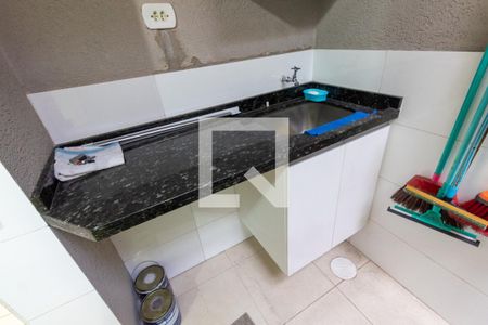 Casa de condomínio para alugar com 110m², 2 quartos e 2 vagasLavanderia