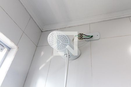 Casa de condomínio para alugar com 110m², 2 quartos e 2 vagasChuveiro