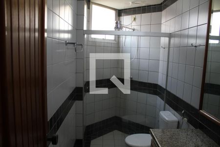Banheiro do Quarto 1 de apartamento para alugar com 3 quartos, 217m² em Setor Bueno, Goiânia