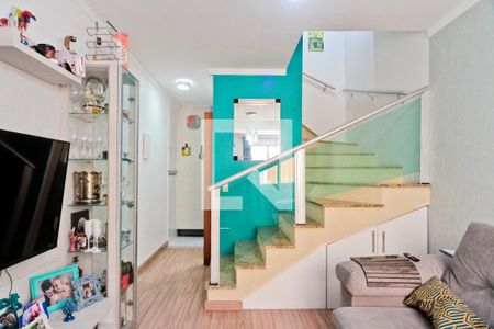 Sala de casa para alugar com 2 quartos, 64m² em Vila Boaçava, São Paulo