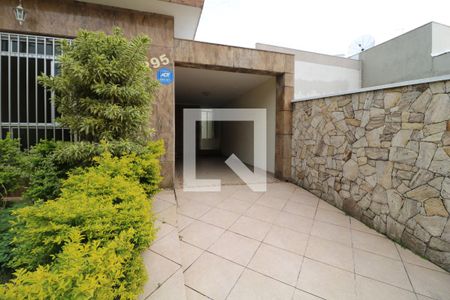Casa à venda com 134m², 4 quartos e 2 vagasGaragem
