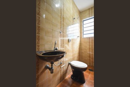 Banheiro 1 de casa à venda com 3 quartos, 269m² em Vila Sonia, São Paulo