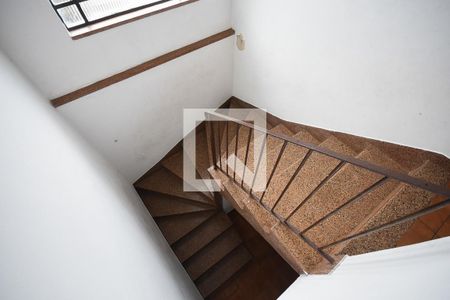 Escada de casa à venda com 3 quartos, 269m² em Vila Sonia, São Paulo