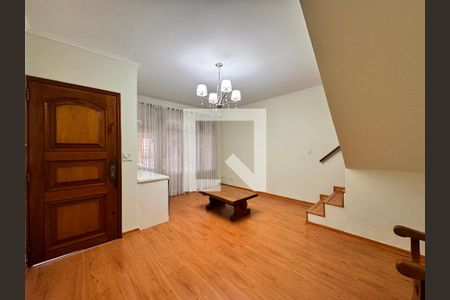 Sala de casa para alugar com 4 quartos, 150m² em Utinga, Santo André