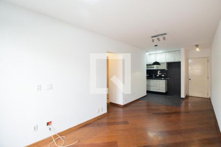 Sala de apartamento para alugar com 2 quartos, 66m² em Pinheiros, São Paulo