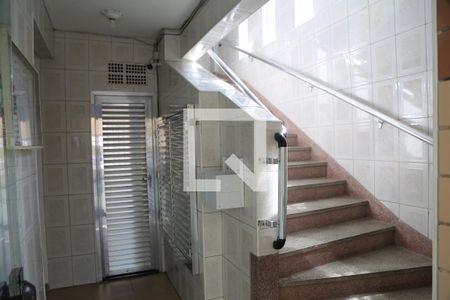 Studio para alugar com 16m², 1 quarto e sem vagaEscada
