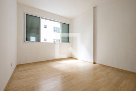 Apartamento à venda com 200m², 3 quartos e 2 vagasQuarto 2