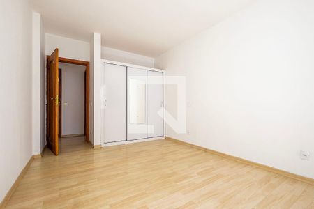 Apartamento à venda com 200m², 3 quartos e 2 vagasQuarto 2