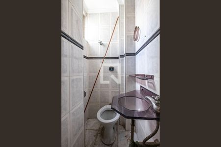 Apartamento à venda com 200m², 3 quartos e 2 vagasÁrea de Serviço - Banheiro