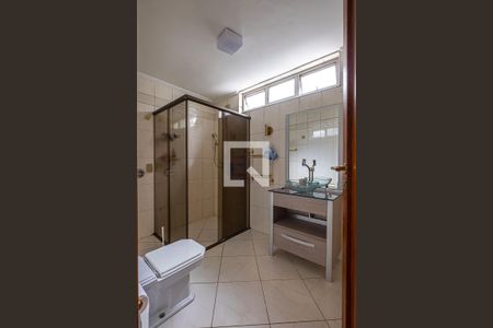 Apartamento à venda com 200m², 3 quartos e 2 vagasBanheiro