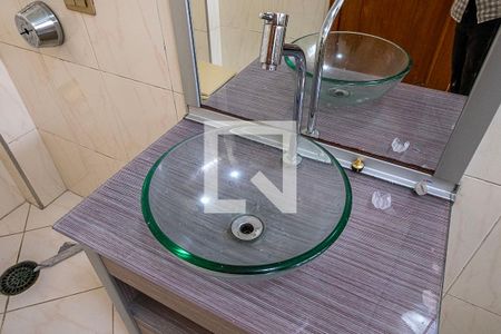 Apartamento à venda com 200m², 3 quartos e 2 vagasSuíte - Banheiro