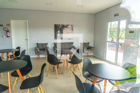 Apartamento para alugar com 50m², 2 quartos e 1 vaga Apartamento para alugar com 50m², 2 quartos e 1 vagaÁrea comum - Salão de festas