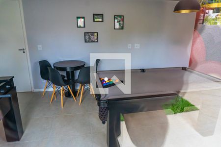 Apartamento para alugar com 50m², 2 quartos e 1 vaga Apartamento para alugar com 50m², 2 quartos e 1 vagaSalão de jogos