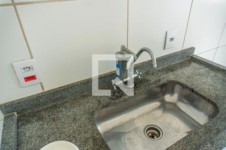 Apartamento para alugar com 50m², 2 quartos e 1 vaga Apartamento para alugar com 50m², 2 quartos e 1 vagaCozinha e Área de Serviço