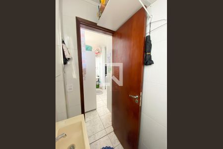 Apartamento à venda com 64m², 2 quartos e 1 vaga Apartamento à venda com 64m², 2 quartos e 1 vagaBanheiro 2