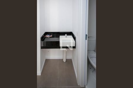 Banheiro de apartamento para alugar com 1 quarto, 34m² em Piedade, Rio de Janeiro