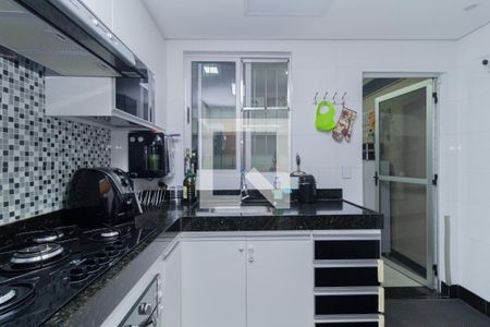 Apartamento à venda com 143m², 3 quartos e 2 vagasCozinha