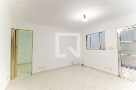 Casa para alugar com 38m², 1 quarto e sem vaga Casa para alugar com 38m², 1 quarto e sem vagaSala