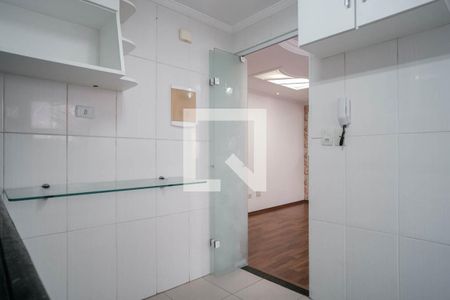 Cozinha de apartamento para alugar com 2 quartos, 67m² em Cangaíba, São Paulo