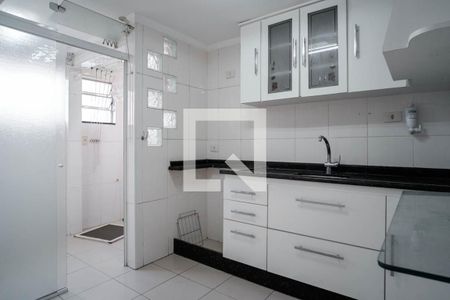 Cozinha de apartamento para alugar com 2 quartos, 67m² em Cangaíba, São Paulo