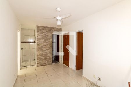 Sala de apartamento para alugar com 3 quartos, 53m² em Campo Grande, Rio de Janeiro