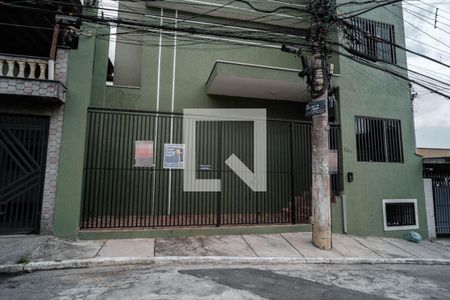 Apartamento para alugar com 42m², 2 quartos e sem vaga Apartamento para alugar com 42m², 2 quartos e sem vagaFachada