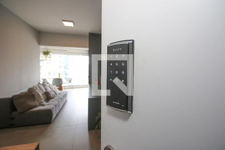 Porta Fechadura Digital de apartamento à venda com 1 quarto, 35m² em Pinheiros, São Paulo