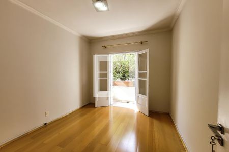 Quarto 1 de apartamento para alugar com 2 quartos, 120m² em Vila Mariana, São Paulo