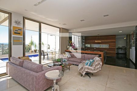 Casa à venda com 4 quartos, 600m² em Vila Castela, Nova Lima