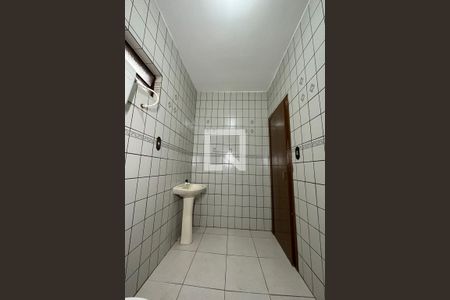 Casa à venda com 192m², 4 quartos e 4 vagasBanheiro Social