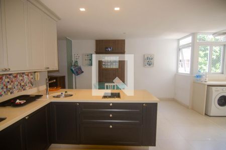 Apartamento à venda com 306m², 3 quartos e 1 vaga Apartamento à venda com 306m², 3 quartos e 1 vagaCozinha