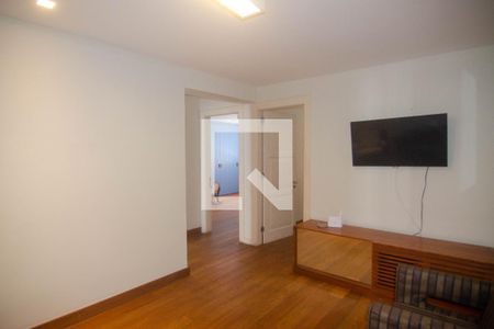 Apartamento à venda com 306m², 3 quartos e 1 vaga Apartamento à venda com 306m², 3 quartos e 1 vagaSala de Estar