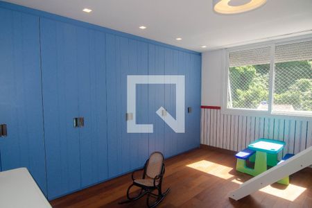 Apartamento à venda com 306m², 3 quartos e 1 vaga Apartamento à venda com 306m², 3 quartos e 1 vagaQuarto 2