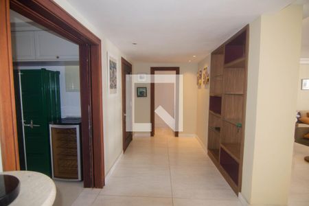 Apartamento à venda com 306m², 3 quartos e 1 vaga Apartamento à venda com 306m², 3 quartos e 1 vagaEntrada da Sala
