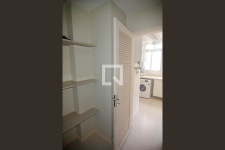 Quarto de Serviço 1 de apartamento à venda com 3 quartos, 306m² em Leme, Rio de Janeiro
