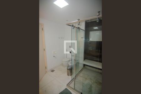 Apartamento à venda com 306m², 3 quartos e 1 vaga Apartamento à venda com 306m², 3 quartos e 1 vagaBanheiro do Quarto 3