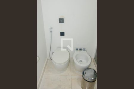 Apartamento à venda com 306m², 3 quartos e 1 vaga Apartamento à venda com 306m², 3 quartos e 1 vagaBanheiro do Quarto 3