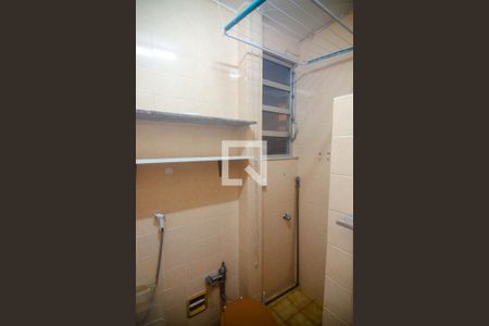 Banheiro de apartamento à venda com 1 quarto, 27m² em Copacabana, Rio de Janeiro