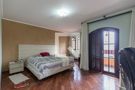 Casa à venda com 172m², 3 quartos e 2 vagasSuite