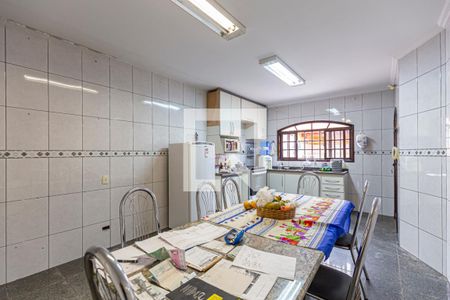 Casa à venda com 172m², 3 quartos e 2 vagasCozinha