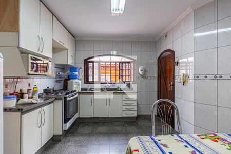 Casa à venda com 172m², 3 quartos e 2 vagasCozinha